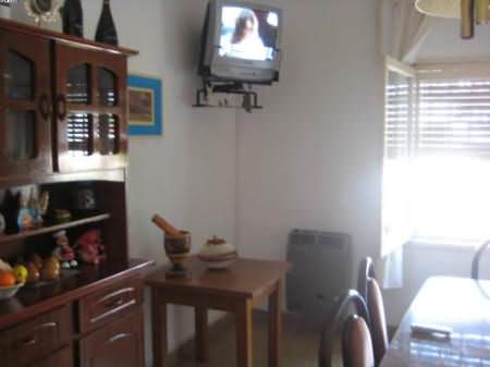 CASA CON PILETA PARA 9 PERSONAS CERCA DEL CENTRO