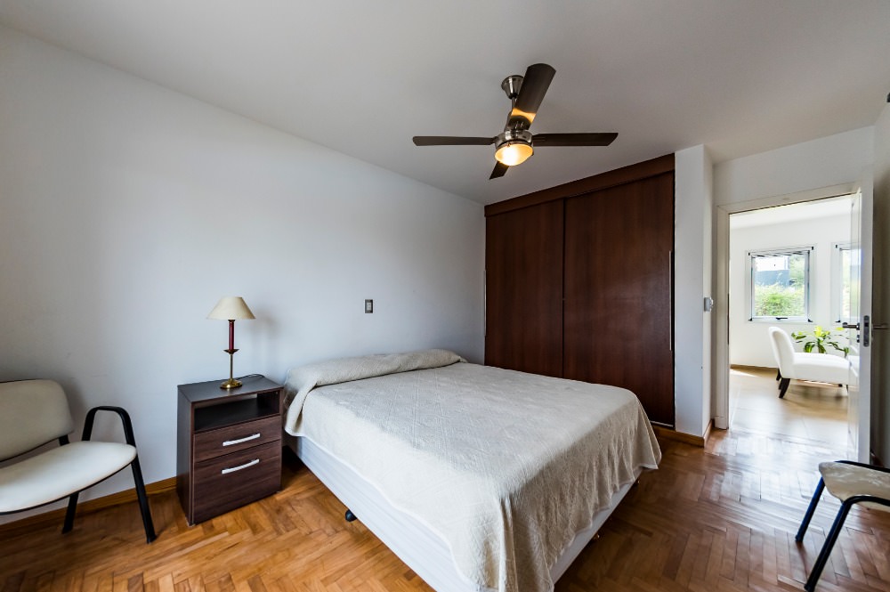 ESPECTACULAR CASA EN BARRIO PRIVADO CAUSANA