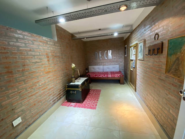 EXCELENTE PROPIEDAD EN BARRIO PRIVADO CAUSANA !!