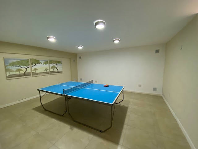 EXCELENTE PROPIEDAD EN BARRIO PRIVADO CAUSANA !!