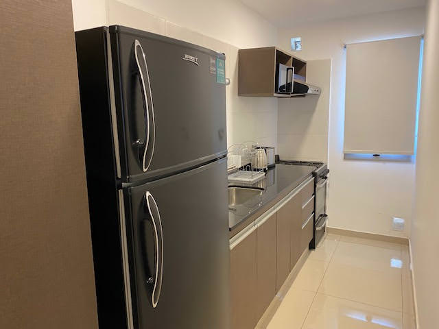DEPARTAMENTO DE CATEGORÍA SOBRE COSTANERA FRENTE AL LAGO 