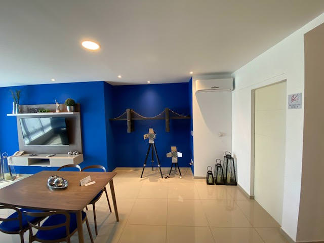DEPARTAMENTO DE CATEGORÍA SOBRE COSTANERA FRENTE AL LAGO 