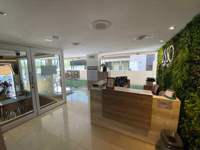 DEPARTAMENTO DE CATEGORÍA SOBRE COSTANERA FRENTE AL LAGO 