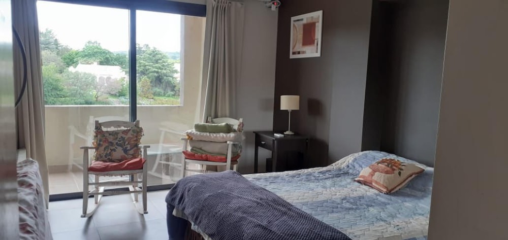 DEPARTAMENTO DE CATEGORÍA SOBRE EL RÍO A UNA CUADRA DEL CENTRO