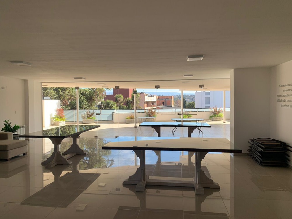 DEPARTAMENTO CON PILETA DE CATEGORIA