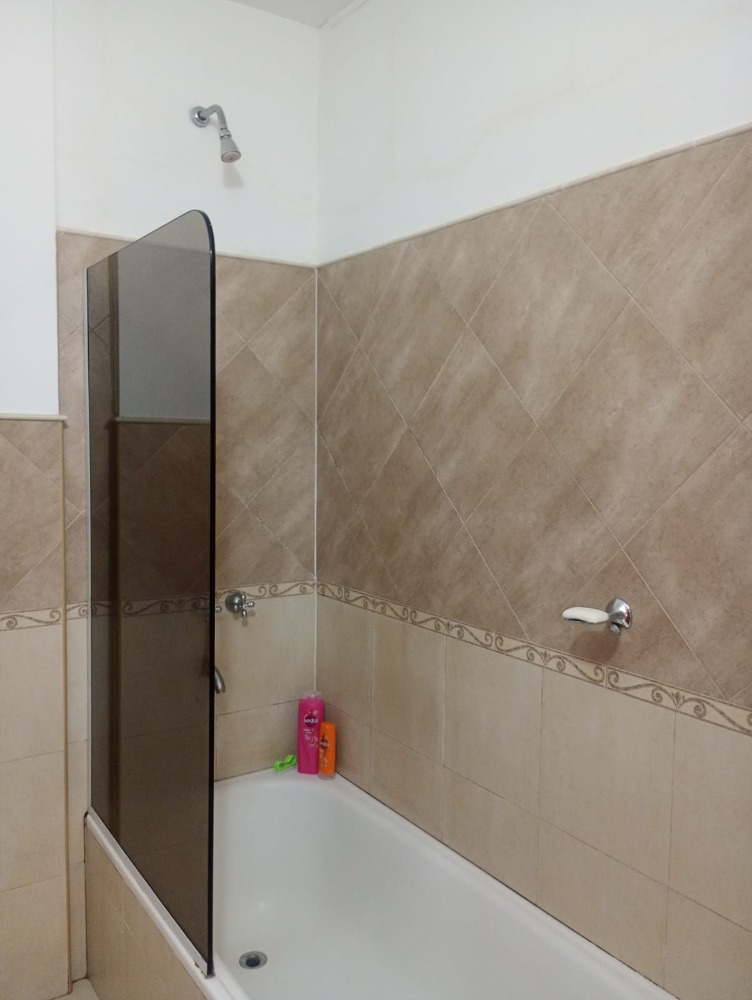 DEPARTAMENTO CENTRICO CON PILETA