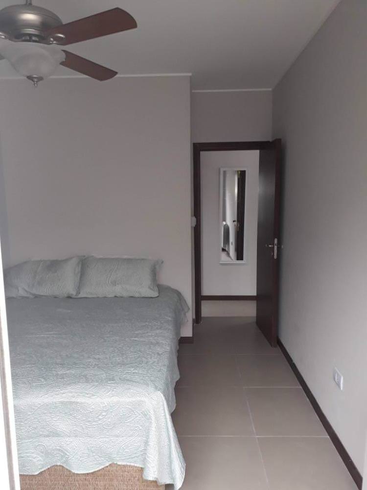 DEPARTAMENTO  CON COCHERA Y PILETA 