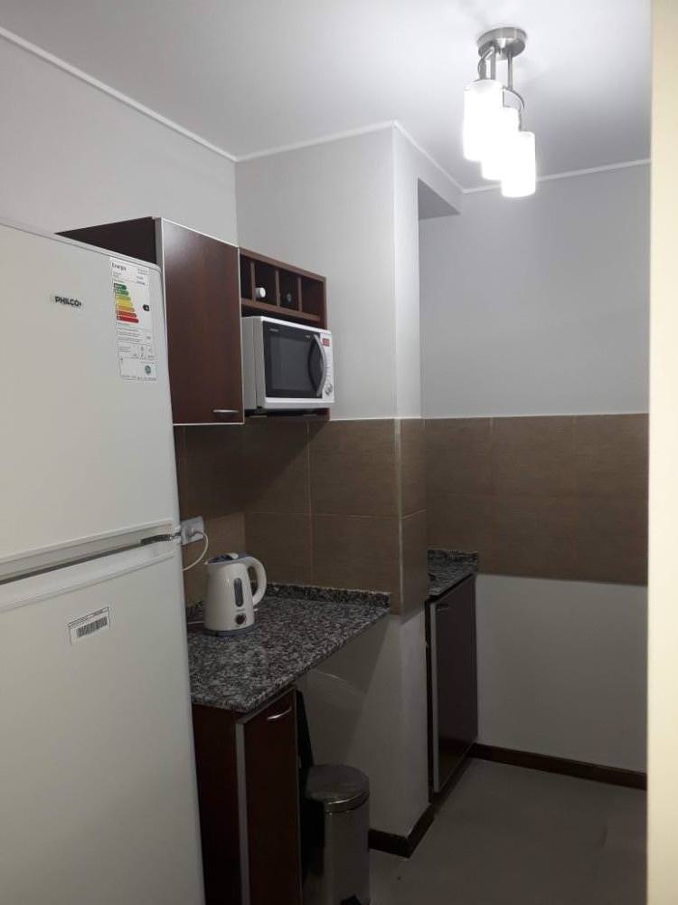 DEPARTAMENTO  CON COCHERA Y PILETA 