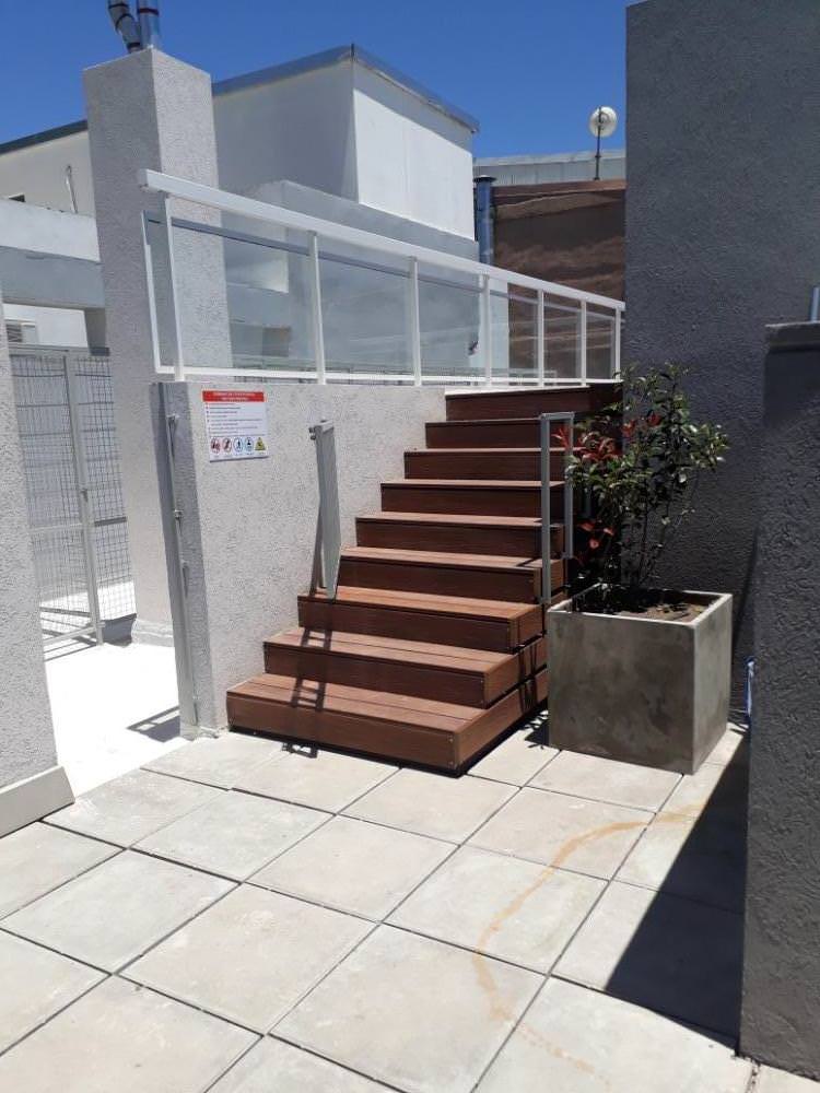 DEPARTAMENTO  CON COCHERA Y PILETA 