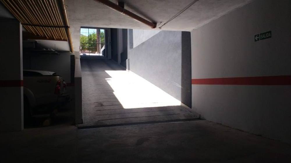DEPARTAMENTO  CON COCHERA Y PILETA 