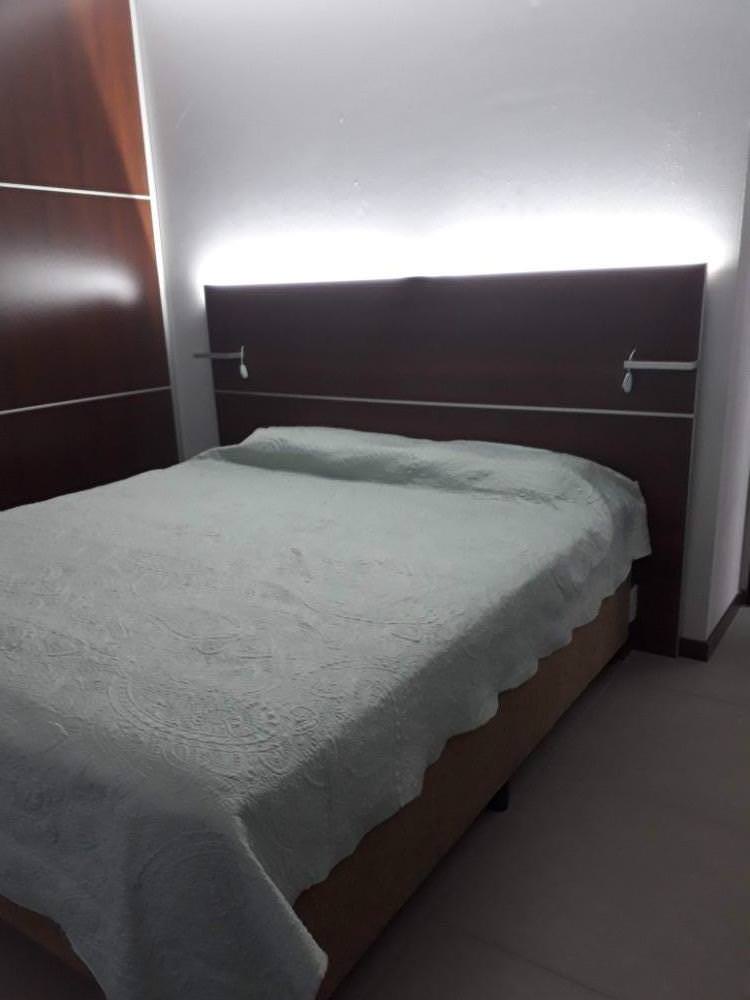 DEPARTAMENTO  CON COCHERA Y PILETA 