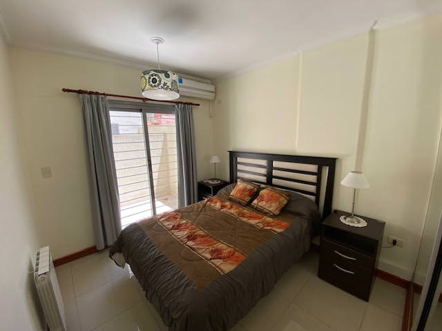DEPARTAMENTO CON COCHERA CÉNTRICO