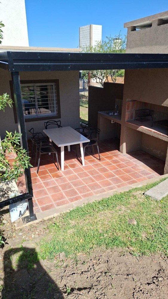 COMPLEJO DE 2 CABAÑAS EN CABALANGO
