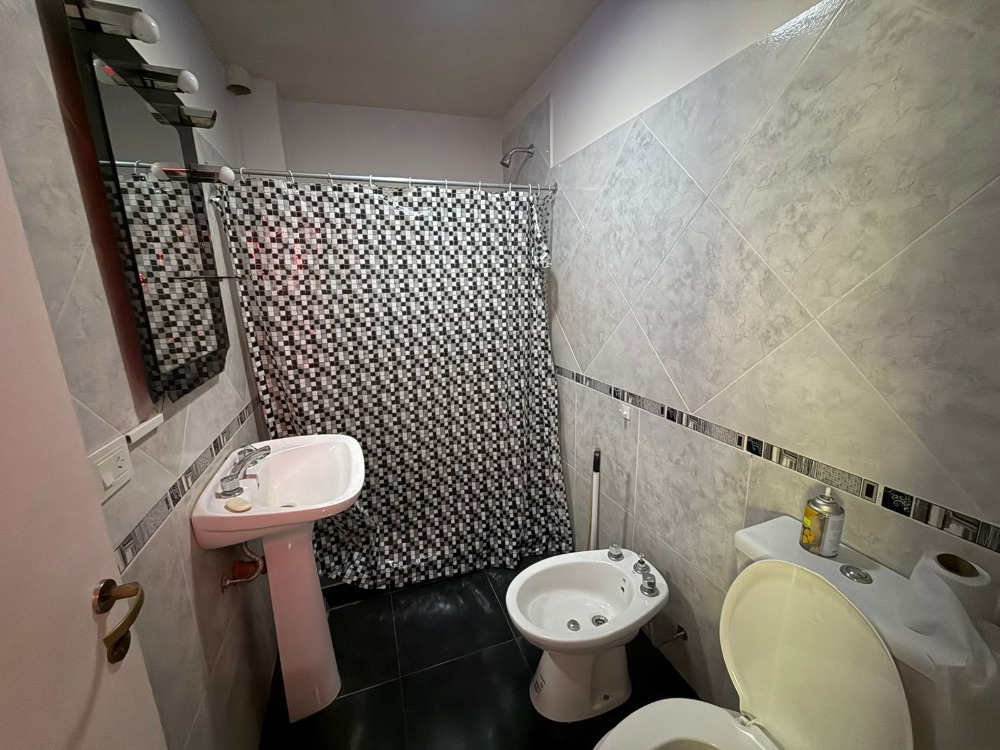 DEPARTAMENTO CON PILETA