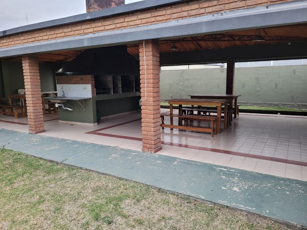 DEPARTAMENTO EN BARRIO SANTA RITA
