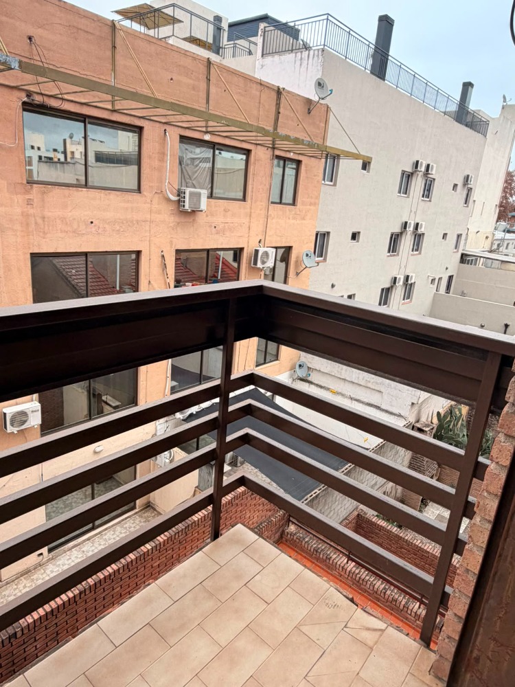 DEPTO 2 DORM CENTRO CON COCHERA