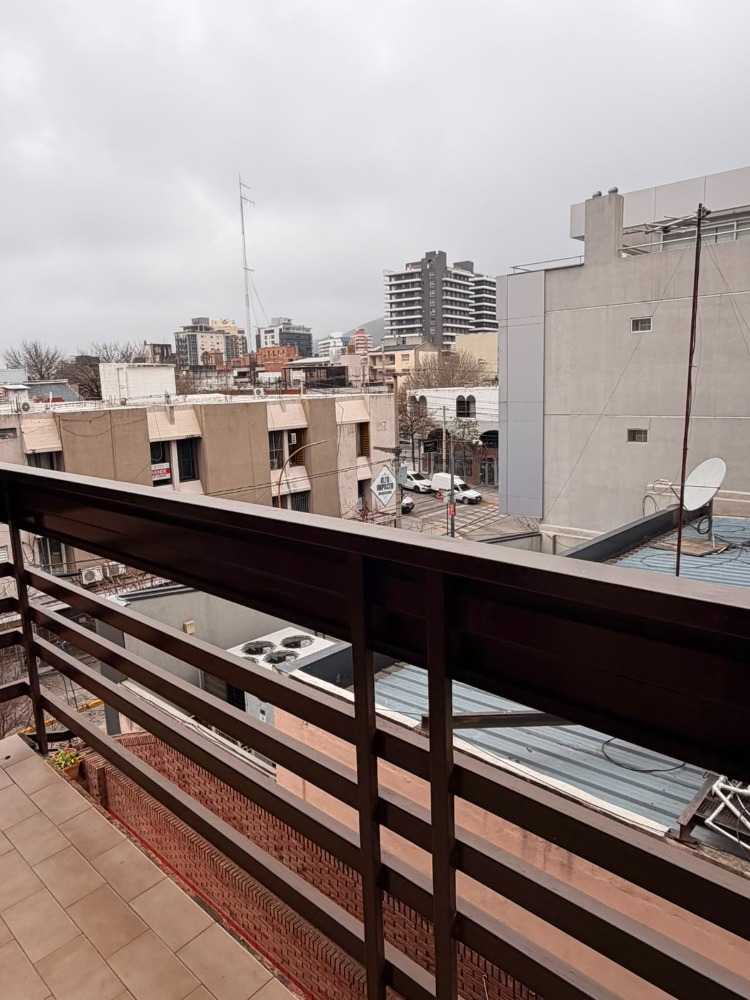 DEPTO 2 DORM CENTRO CON COCHERA