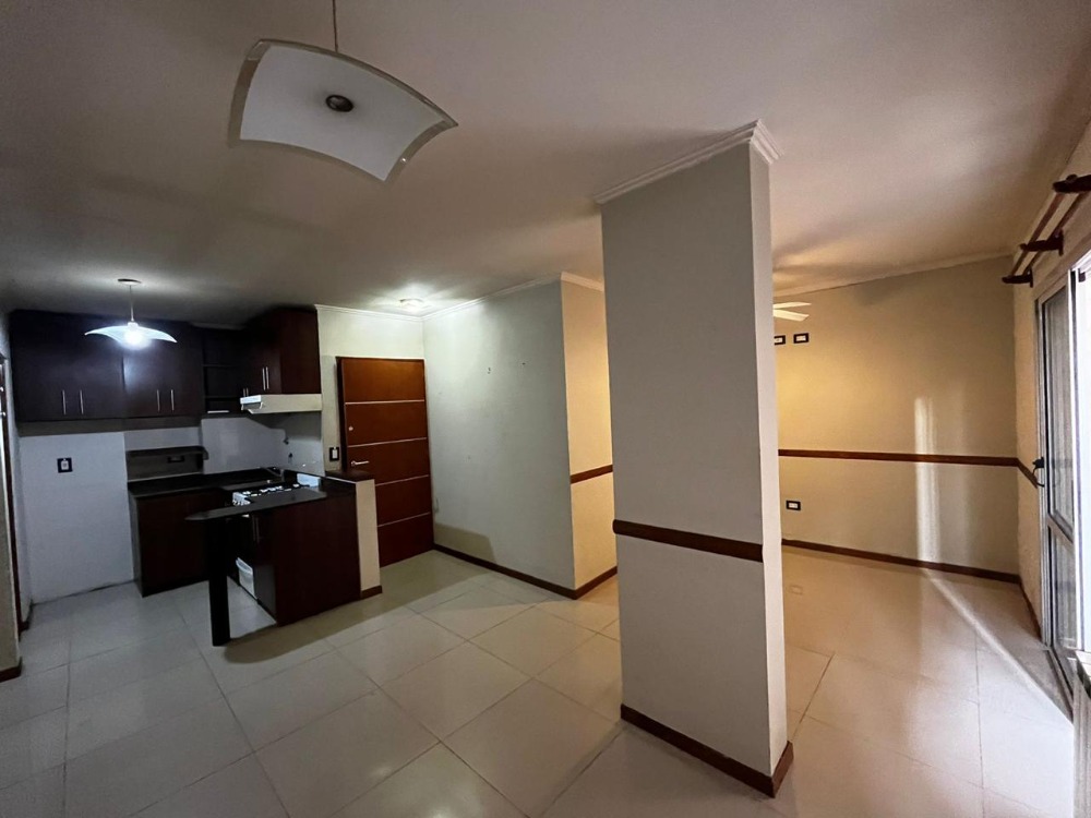 DEPARTAMENTO CENTRO COCHERA Y PILETA