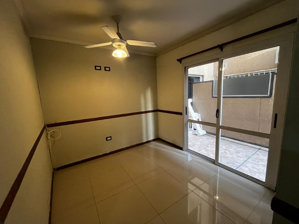 DEPARTAMENTO CENTRO COCHERA Y PILETA