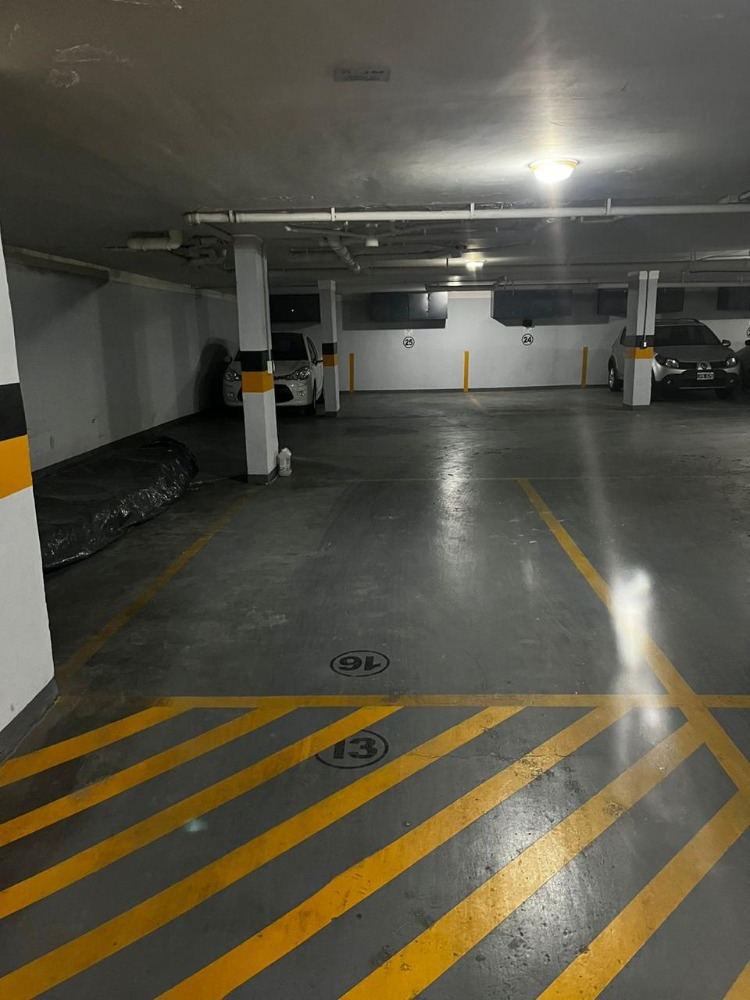 DEPARTAMENTO CENTRO COCHERA Y PILETA