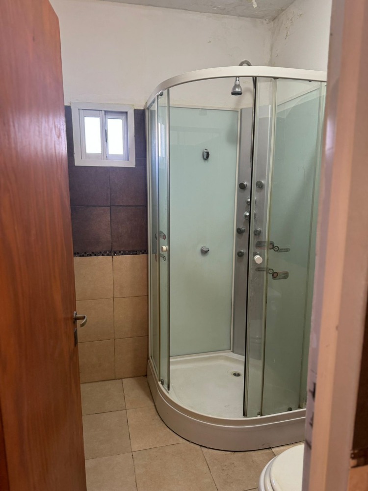 DUPLEX DE 2 DORMITORIOS CON COCHERA Y PILETA 