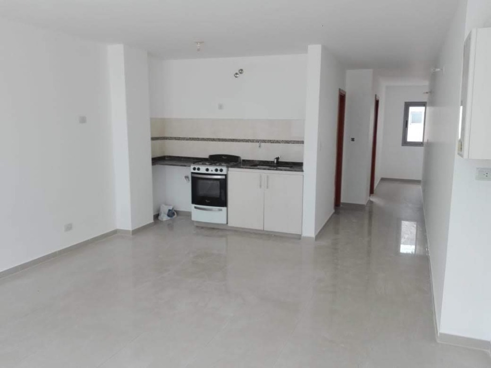 DEPARTAMENTO CENTRO CON COCHERA