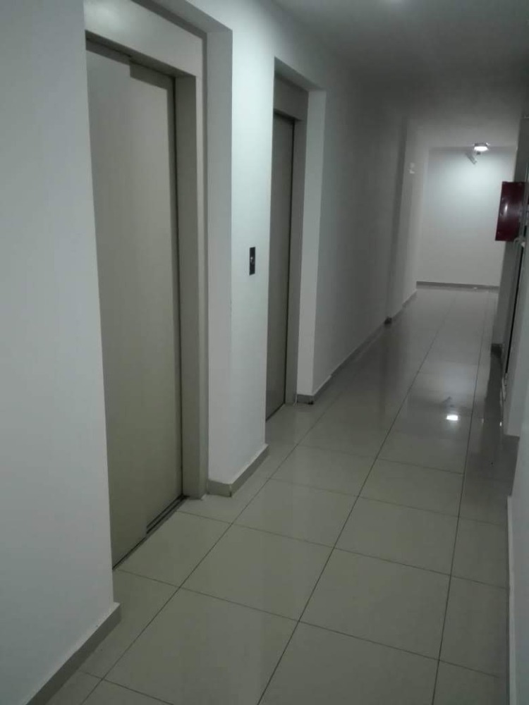 DEPARTAMENTO CENTRO CON COCHERA