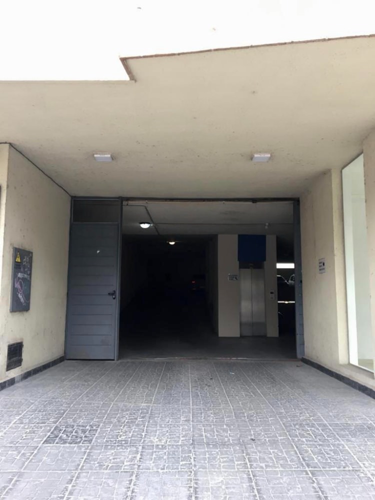 ALQUILER DE COCHERAS PLENO CENTRO