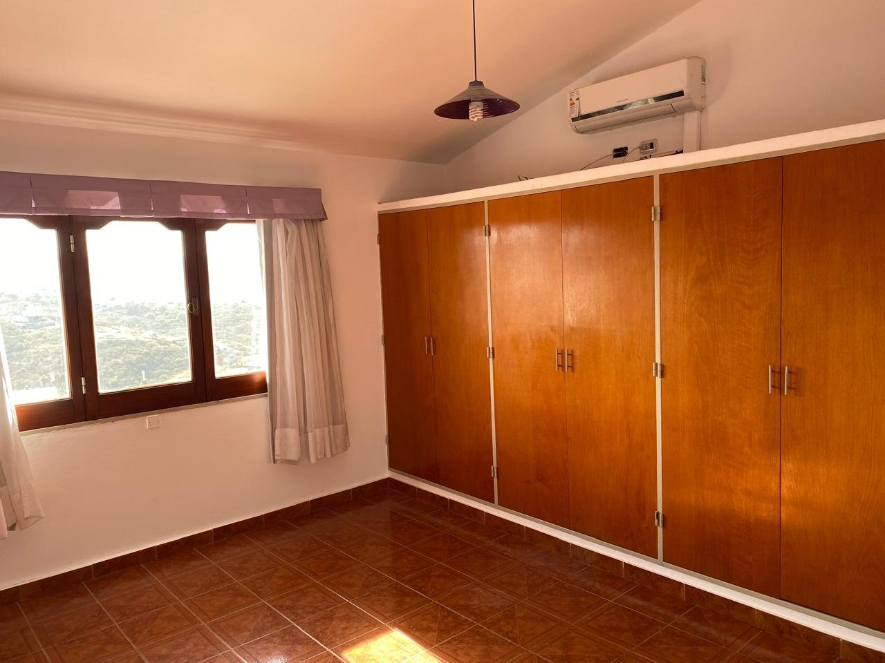 CASA EN VILLA DEL LAGO