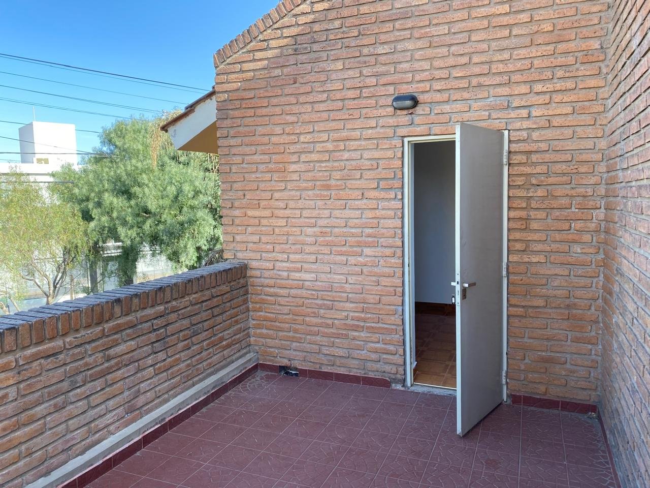 CASA EN VILLA DEL LAGO