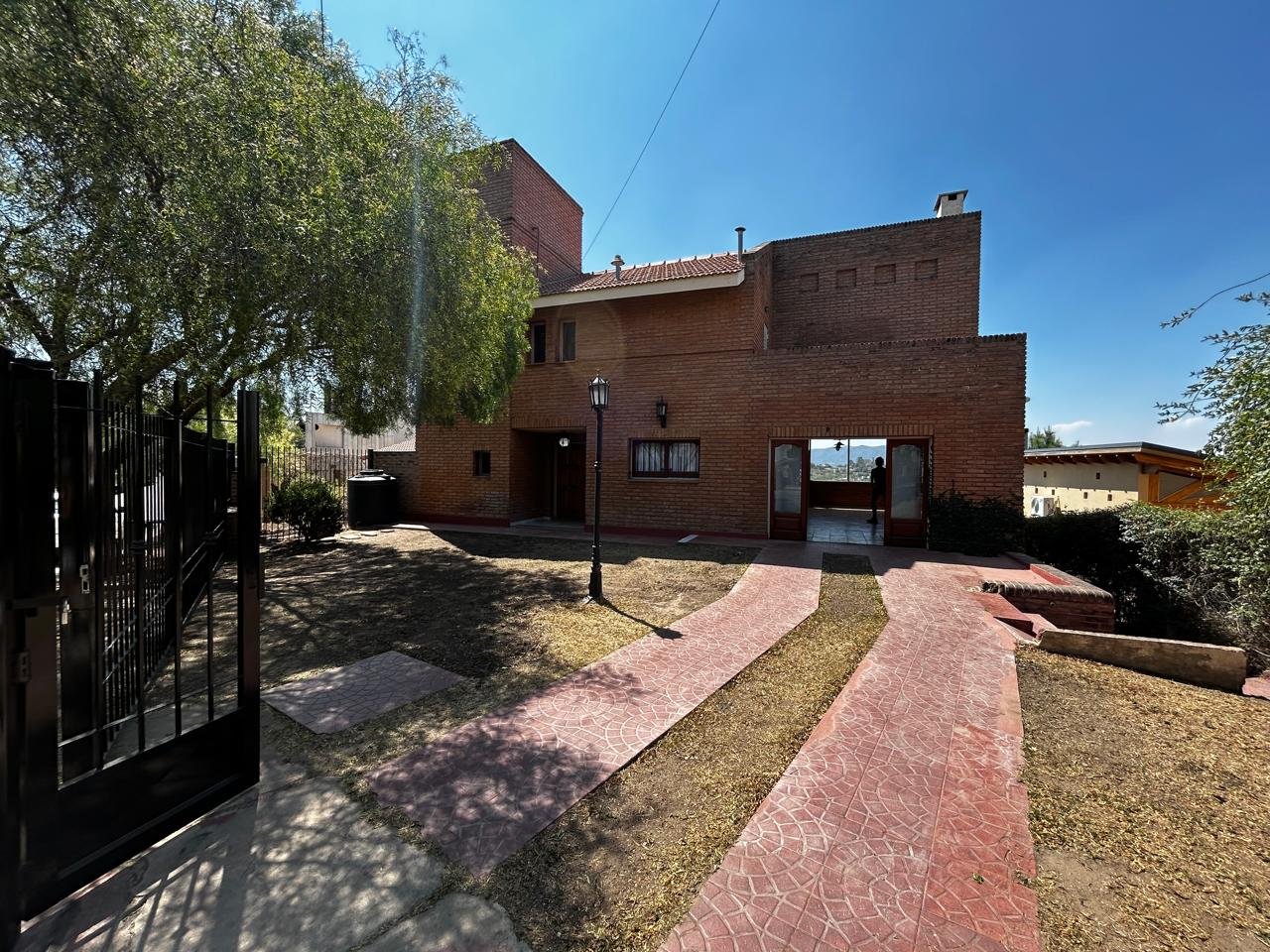 CASA EN VILLA DEL LAGO