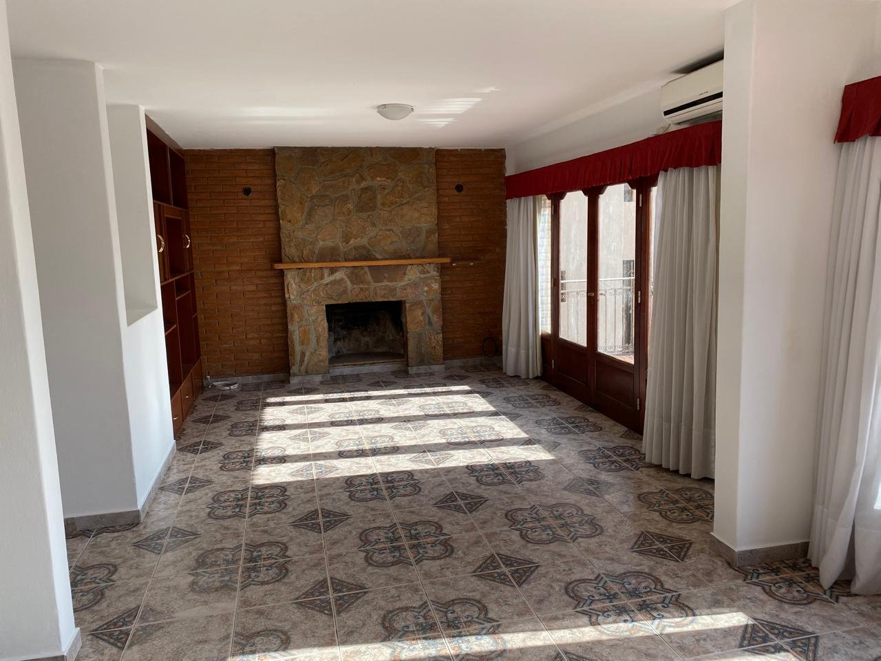 CASA EN VILLA DEL LAGO