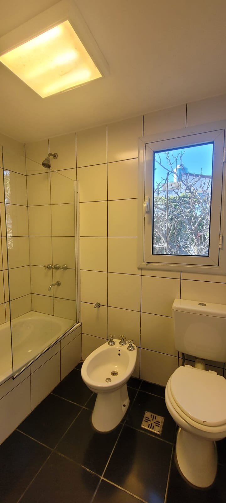 CASA CON PILETA 