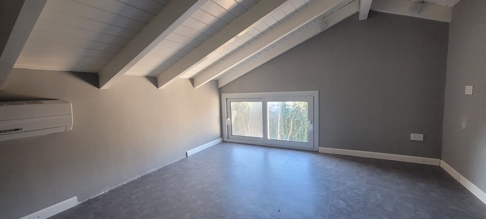 CASA CON PILETA 