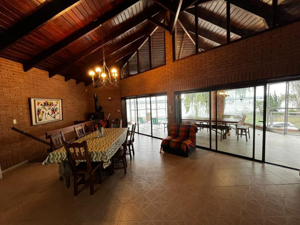 ESPECTACULAR CASA EN ALQUILER TEMPORARIO