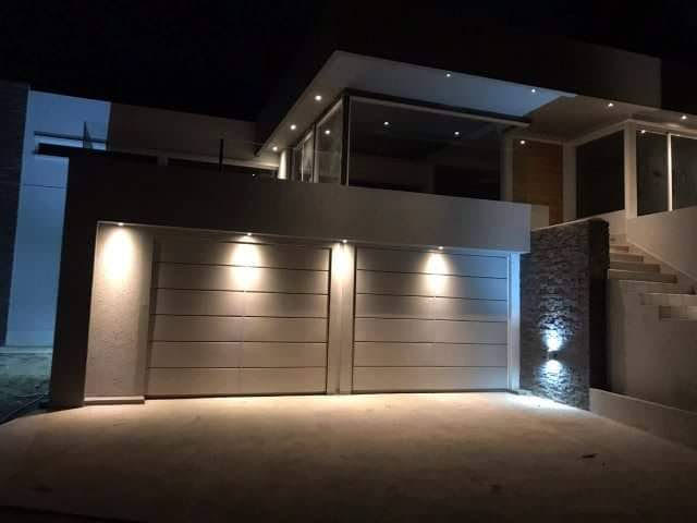 ESPECTACULAR PROPIEDAD EN VILLA DEL LAGO