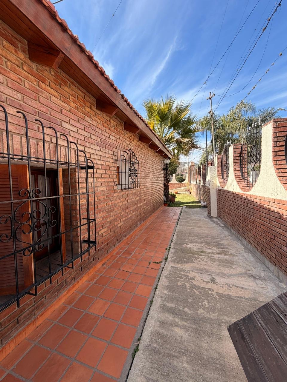 CASA  3 DORMITORIOS GRAN PARQUE