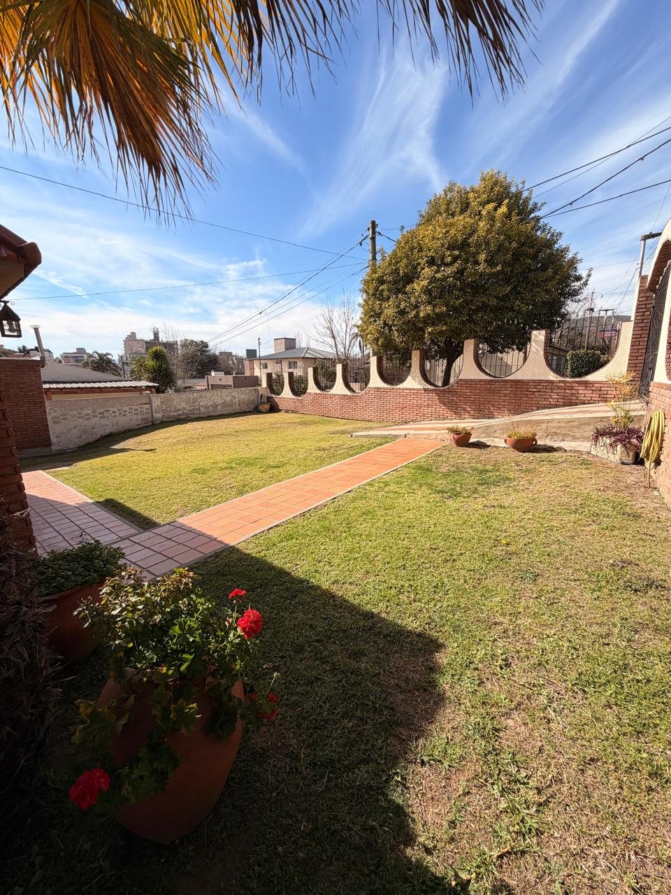 CASA  3 DORMITORIOS GRAN PARQUE
