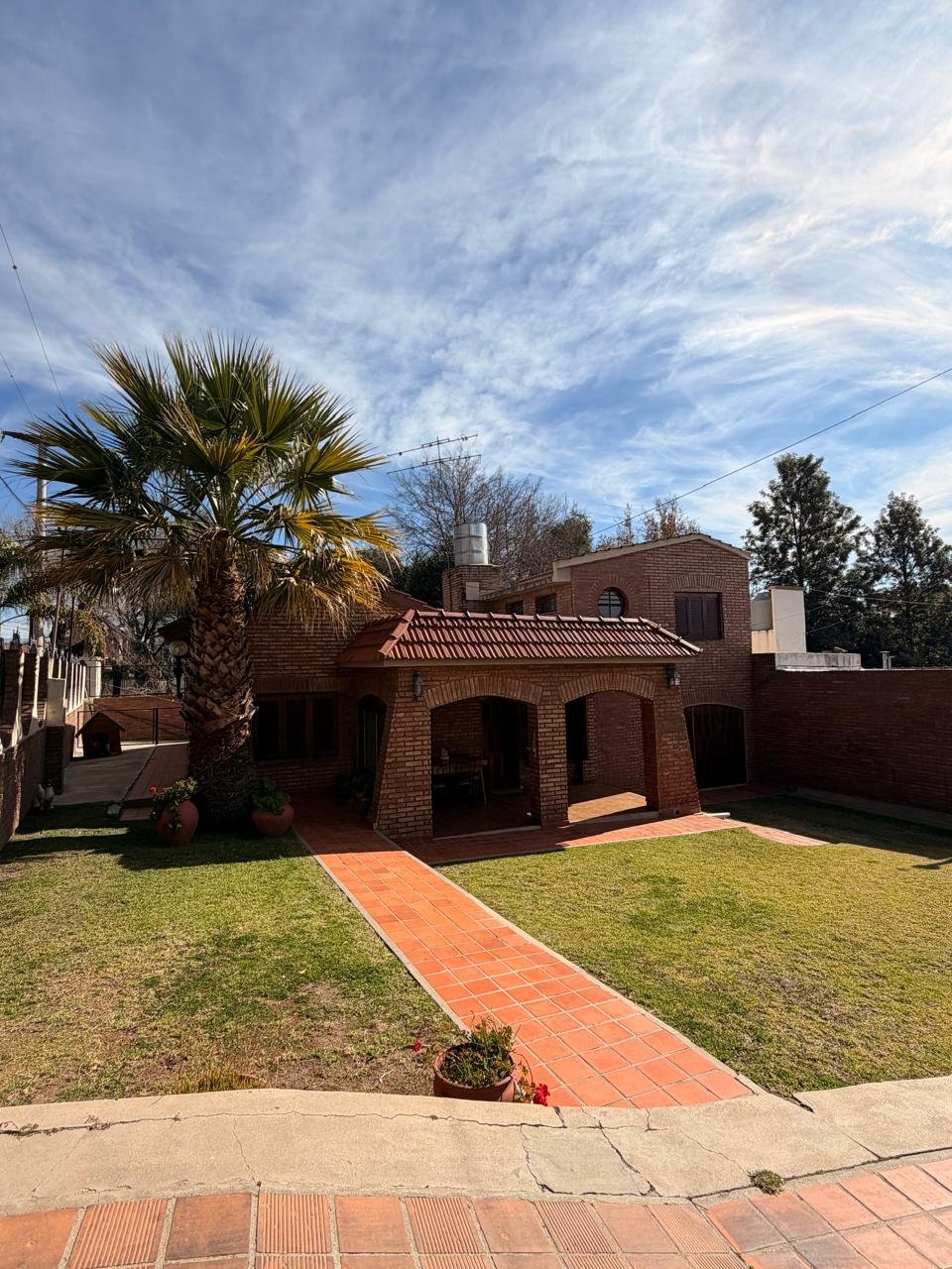 CASA  3 DORMITORIOS GRAN PARQUE