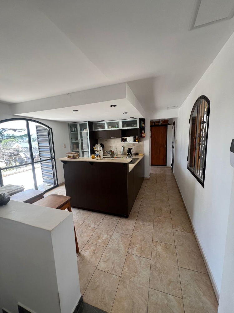 CASA CON PILETA VILLA DEL LAGO
