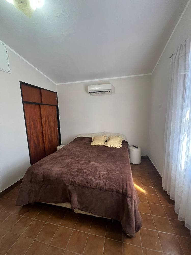 CASA CON PILETA VILLA DEL LAGO