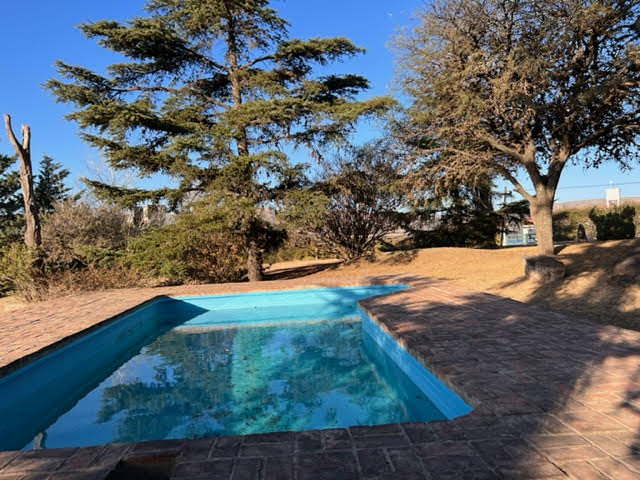 EXCELENTE PROPIEDAD EN PARQUE SIQUIMAN CON VISTA AL LAGO Y 8.000 Mts2 !!