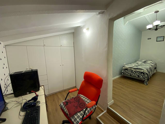 CHALET INTERNO DE 2 DORMITORIOS CON QUINCHO !!