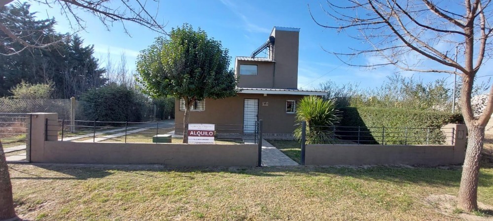 HERMOSA CASA EN PARQUE SIQUIMAN