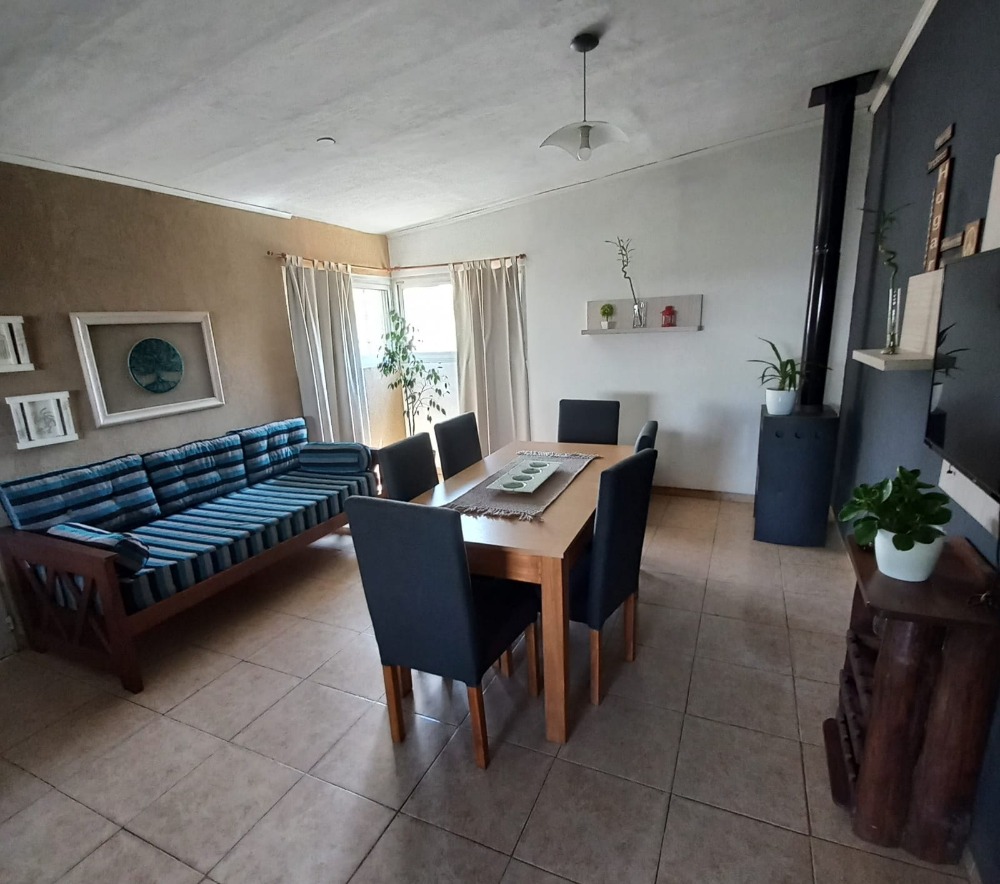 HERMOSA CASA EN PARQUE SIQUIMAN