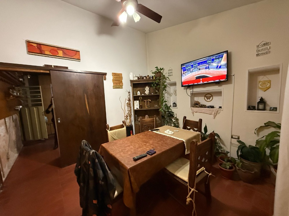 CASA CON PILETA