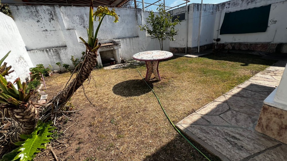 CASA + DEPARTAMENTO