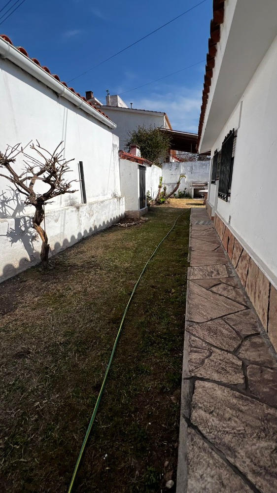CASA + DEPARTAMENTO