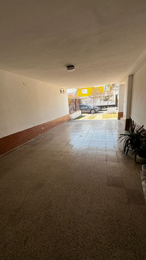 CASA + DEPARTAMENTO