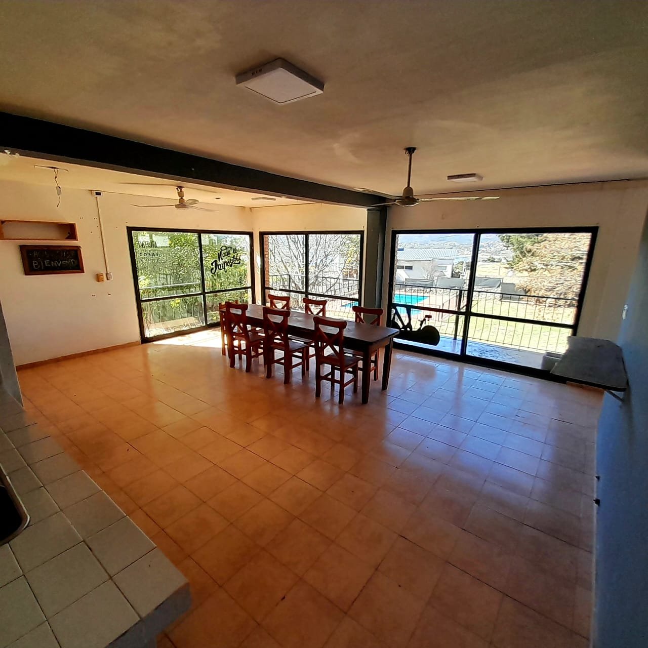 CASA CON PILETTA Y VISTA